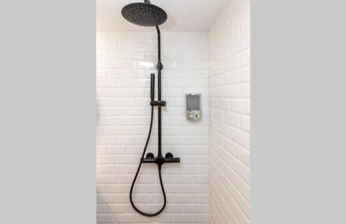 PENTHOUSE Loft 5MIN PALAIS DES FESTIVALS AND BEACH terrace view on castle - Photo 14