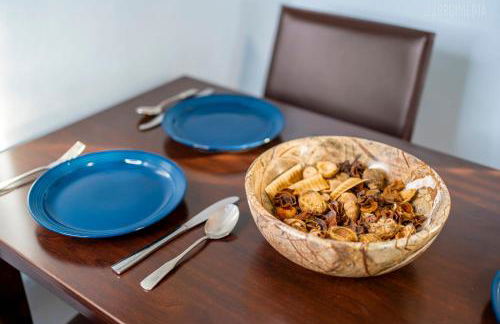 Stylish Apt - 2 Queen Bed - Easy Hospital Access - Foto 26