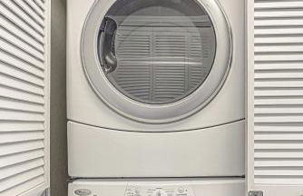 Waterfront 3BR Retreat - Pool & Hot Tub - Foto 35