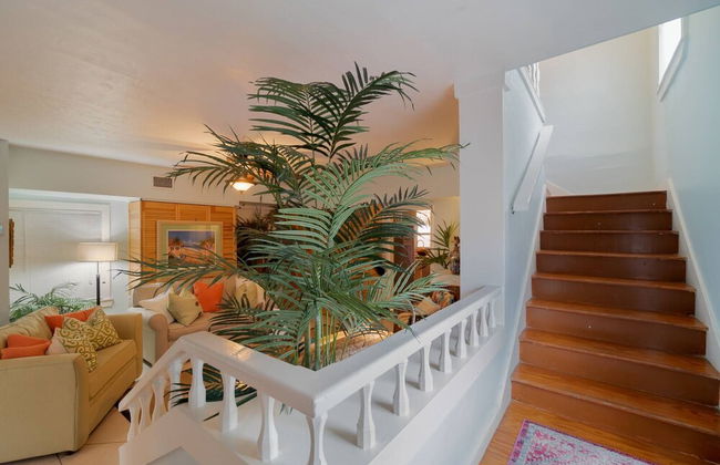 The Secret Garden Home Close to Beach, Shops, Restaurants, Pet Friendly, Close to Lucerne Ave! - Foto 43