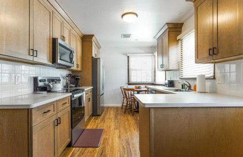 Stratford Family Home Near Forest and Historic Sites - Foto 1