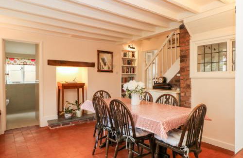 Chapel Cottage - Photo 11