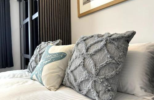 Seaview Penthouse - Photo 16