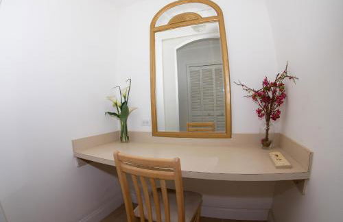 Large Pool With Jacuzzi, Near the Disney Attractions!! - Foto 25