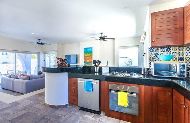 Casa de la Risa by Skyrun - Photo 18