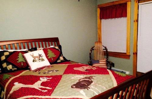 Impressive Cabin Rental for Large Groups in Au Sable Forks, New York - Foto 10