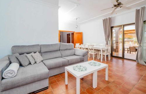 Villa Blanca Málaga - Private Villa - Heated Pool - Photo 15