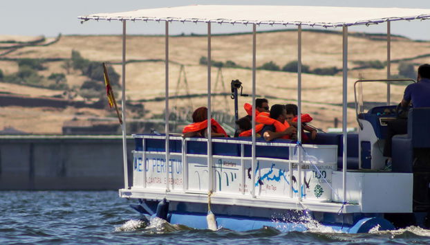 Balade en bateau sur la rivière Alagón et le barrage d'Alcántara