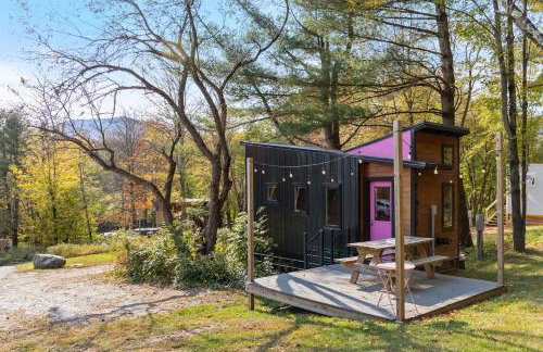 Maple Sugar Shack Tiny House with hot tub & river by Stowe - Foto 41