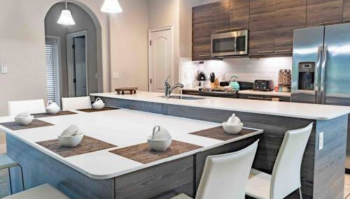 SPACIOUS 6bdrm Villa near ALL the attractions!! - Foto 3