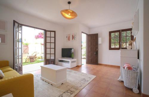 The Wooden House near the beach - Foto 43