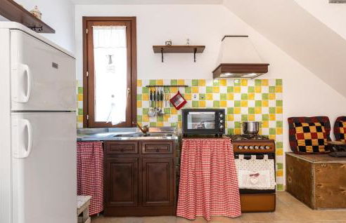 2 Bedroom Amazing Home In Orentano - Foto 20