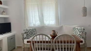 Leonidas House Renovated 2024 - Foto 5