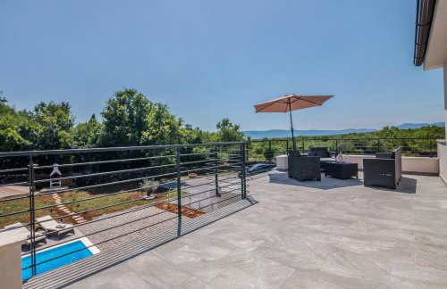 Villa surrounded by nature - Photo 33