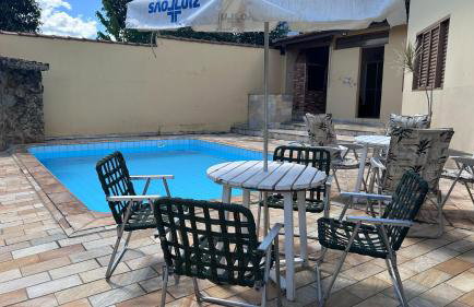 Casa com Piscina no Centro - 13 pessoas - Churrasqueira - Elegante - Foto 71