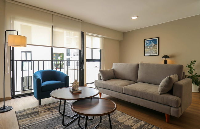 w Cozy 1BR w Majestic Deco in Miraflores - Photo 1