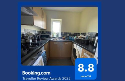 Misk Homes #2 Near Heathrow Airport, shops & Brunel University - Free Parking - Photo 13