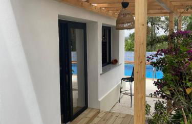 Ideal Summer cabin 1 km from arrifana beach - Foto 2