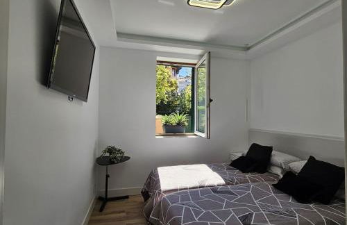 Alojamiento con gran terraza en el centro de Irún - Foto 4