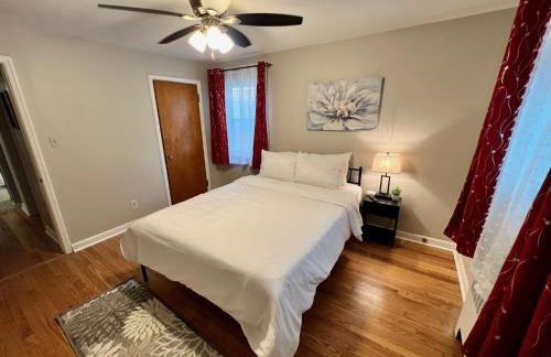 Red Ruby Spacious 2 Bedroom Apt 10 Minutes to Dwntwn - Foto 13