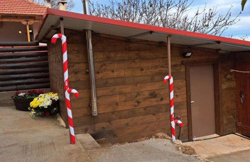 Ξενώνας Νικόλ - Photo 11