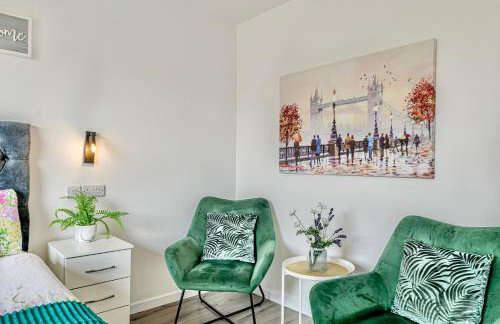 Large One Bedroom Apartments Southsea Sleeps 3 - Free Parking - Foto 66