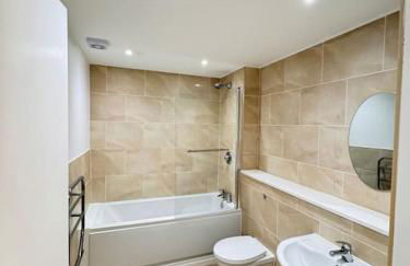 Gorgeous 2 bed apartment with free parking near, Sefton Park, Palm House, Lark Lane, Liverpool and Everton football clubs - Foto 4