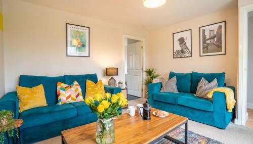 Central location -3 Beds, 2 baths , off-street parking, fast Wifi, sleeps 7 - Foto 5