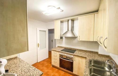 Residencial Leyra, Piso céntrico de 6 habitaciones, 8 camas - Foto 23