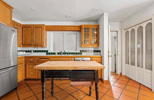 Lovely Tudor Home With Pool & Spa Near Russian River - Foto 4