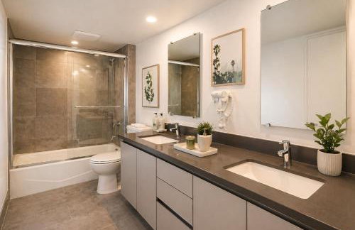 Los Angeles Premium City Suites - Free Secured Parking - Photo 20