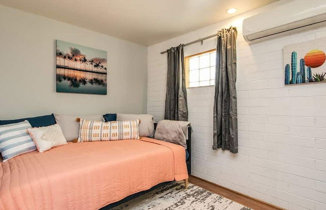 Bright & Cozy Mid Town Zen Yard Studio! - Foto 2