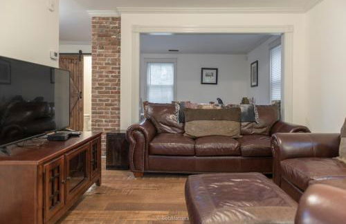 Restored 1881 Farm House - Foto 21