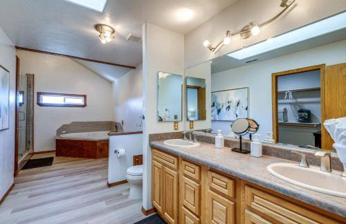 Scenic Flagstaff Home with Hot Tub and Mountain Views - Foto 13