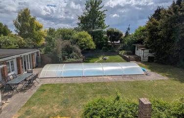 Beautiful Thatched Cottage with Outdoor Pool, Secure Garden, Dog & Family Friendly! Chichester Holiday Properties - Foto 31