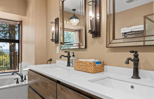 The Gathering Place! Sleeps 24, Lakeview, Game room - Foto 70
