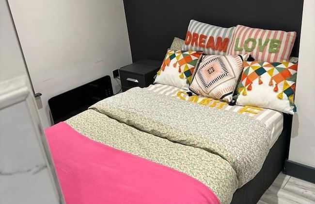 Impeccable 1-bed Studio in London - Foto 6