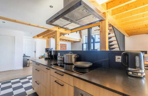 Family Farm At The Foot Of Auvergne Volcanoes - Foto 5