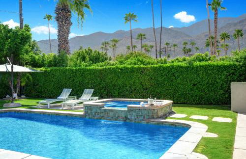 Ultra-Luxury- Resort Style Private Compound-Close to Everything- 3BD/2.5BA - Foto 24