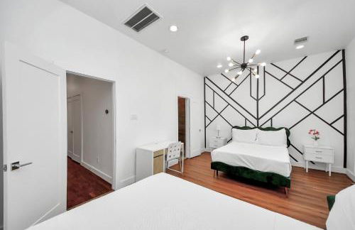 AMAZING ROOFTOP! DOWNTOWN SKYLINE VIEWS!!! SLEEPS 15 - Foto 16