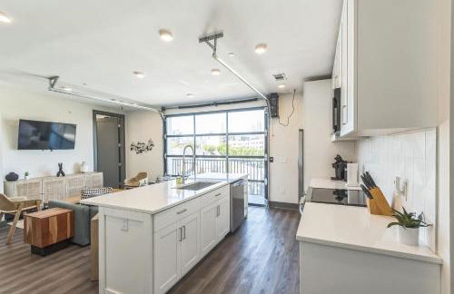 Gorgeous Apt for 8 with Rooftop & Gym Near DT - Foto 10