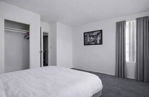 Spacious 2 Bedroom 2 Bathroom Unit Great Location - Foto 10