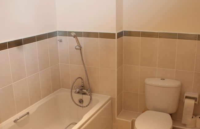 Brunel Crescent - Photo 11