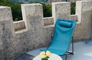 Small Provencal Castle with Swimming Pool, Tennis, Gym & Calm - Foto 30