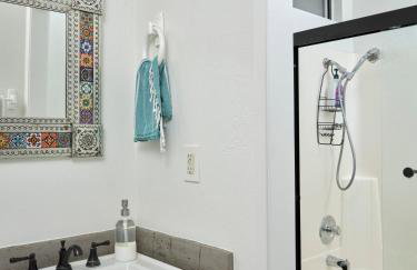 Baywood Casita- kids, dogs, hot tub - Foto 2