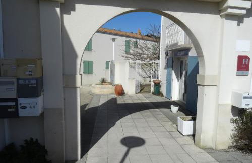 Une pause à LA FLOTTE en RE - Foto 3