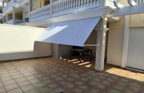 Schöne Unterkunft mit Pool und Terrasse. - Foto 23