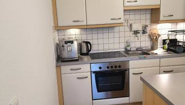 2 Zimmer Apartement mit Balkon bei Düsseldorf - Foto 3, stove