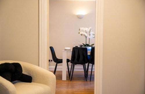 The Tudor Escape - 3 Bedroom House in Canterbury City Centre with Parking - Foto 39