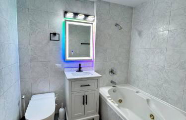 Sleeps 24+ Luxury house Near Chicago 12 king beds - Foto 17